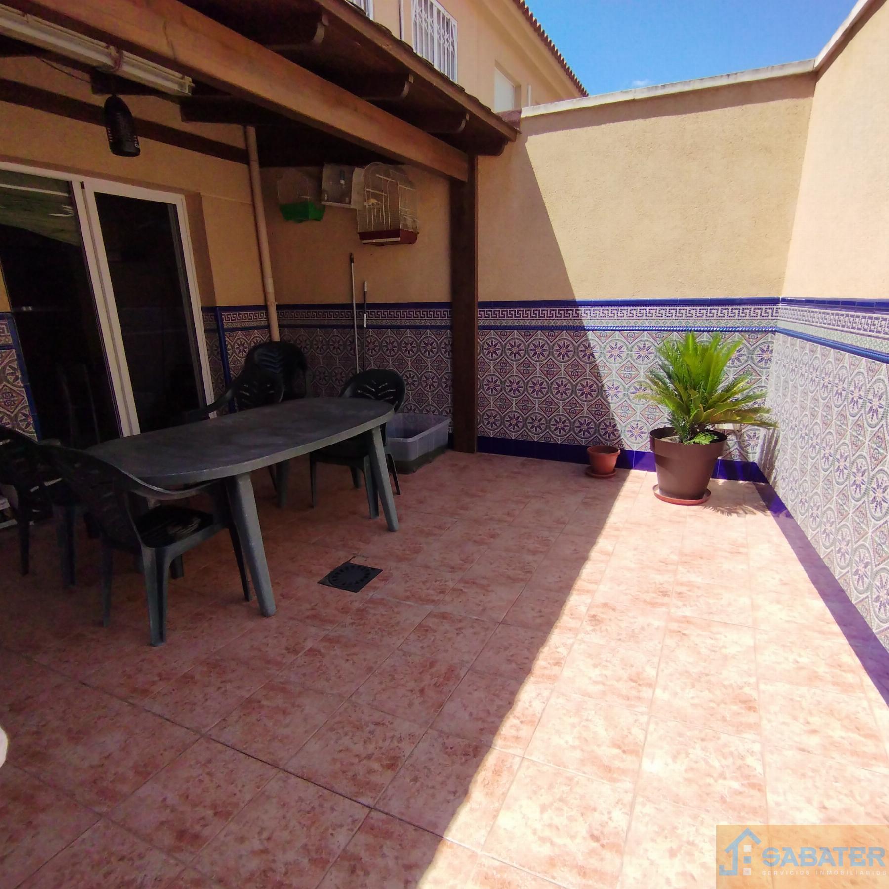 For sale of duplex in Cabezo de Torres