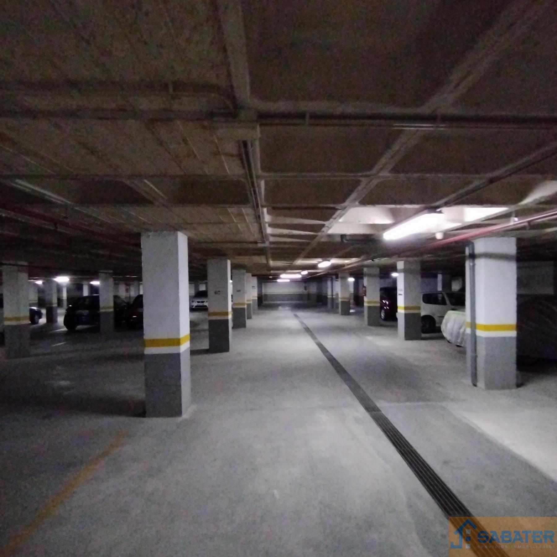 For sale of garage in Murcia
