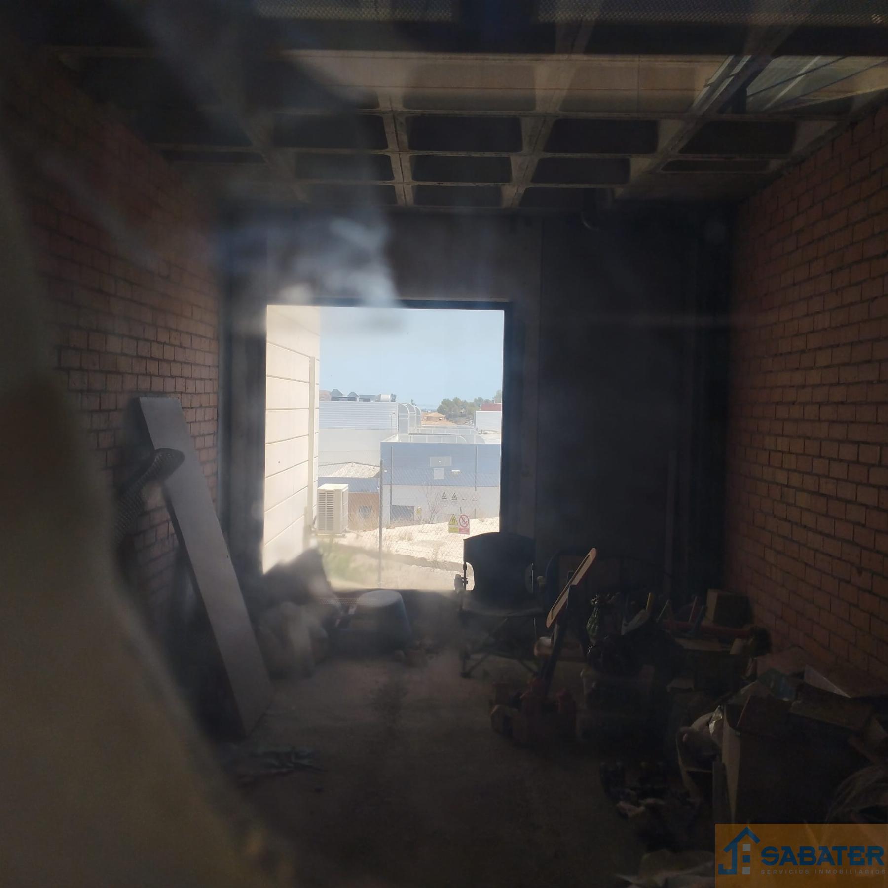 For sale of commercial in El Esparragal y Cobatillas