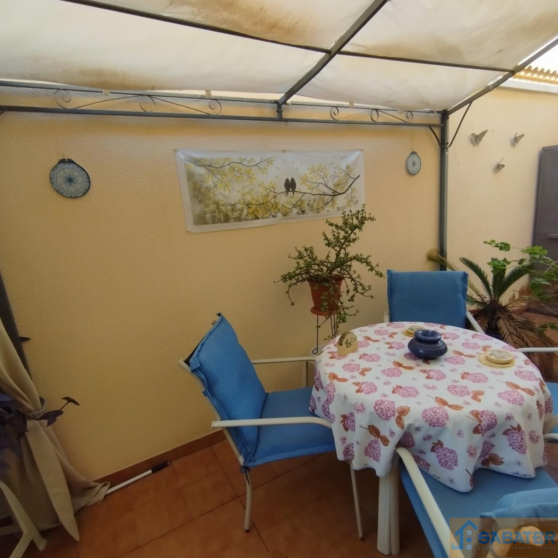 For sale of duplex in Churra