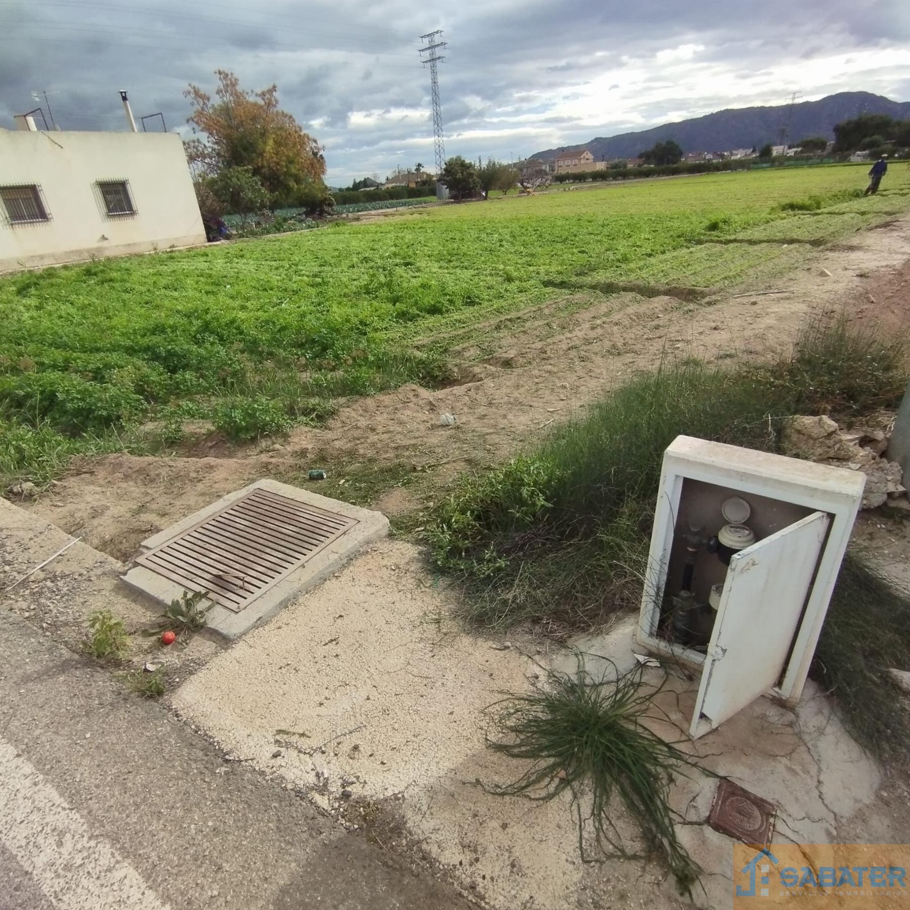 For sale of land in LLANO DE BRUJAS
