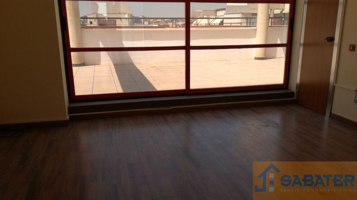 For sale of penthouse in Murcia