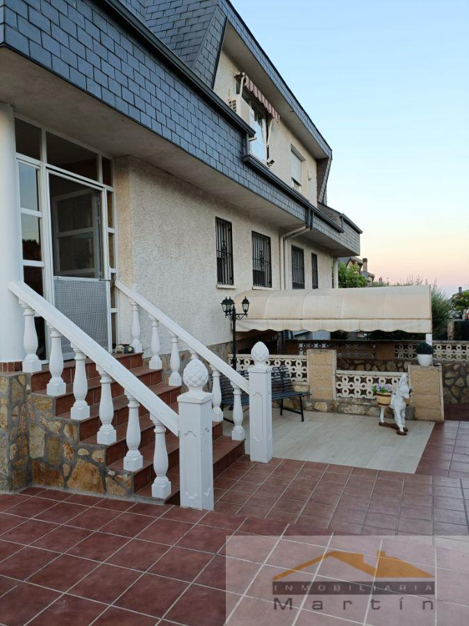 For sale of chalet in Serranillos del Valle