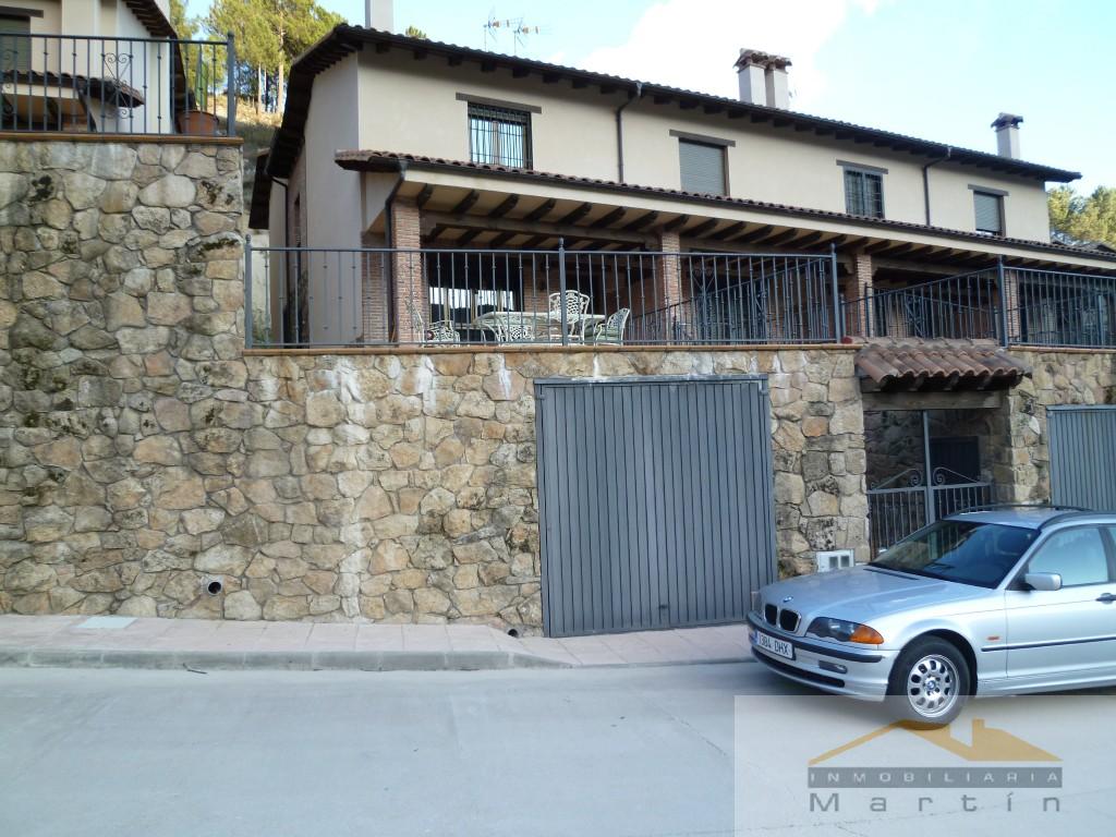 For sale of chalet in Cuevas del Valle