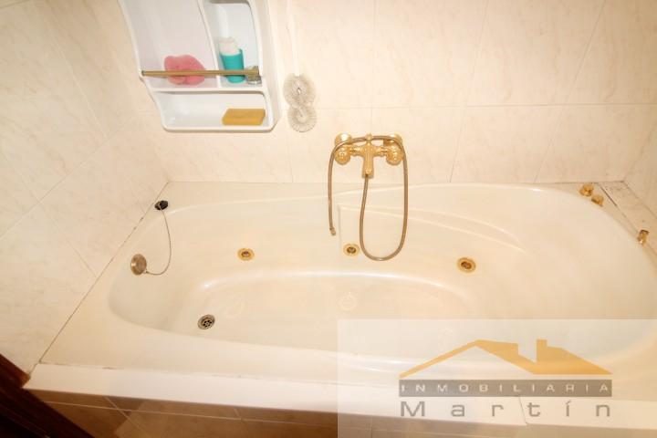 For sale of chalet in Fuenlabrada