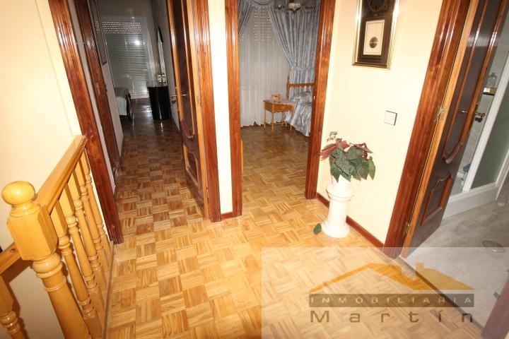 For sale of chalet in Fuenlabrada