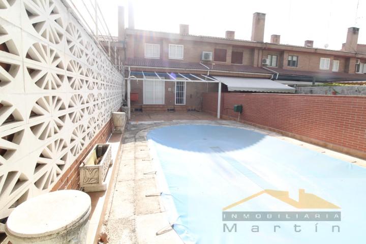 For sale of chalet in Fuenlabrada