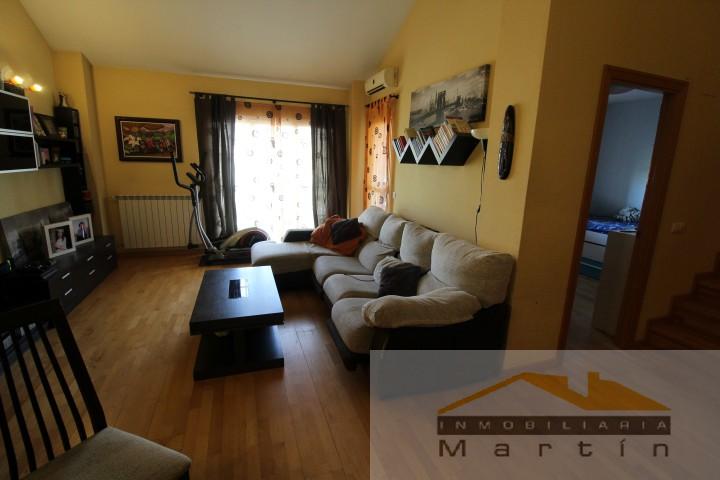 For sale of duplex in Illescas