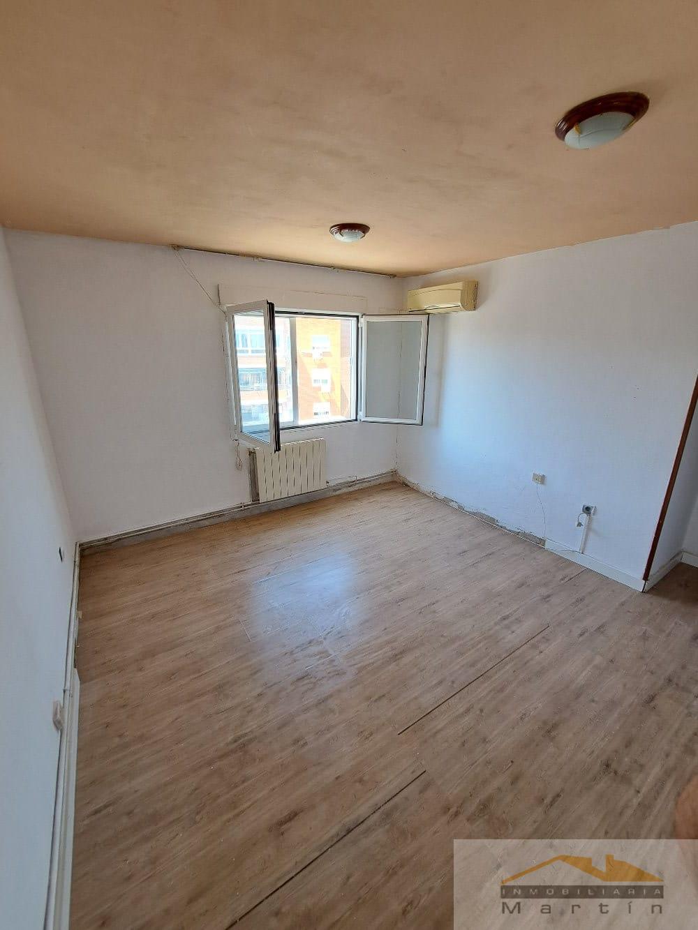 For sale of flat in Fuenlabrada