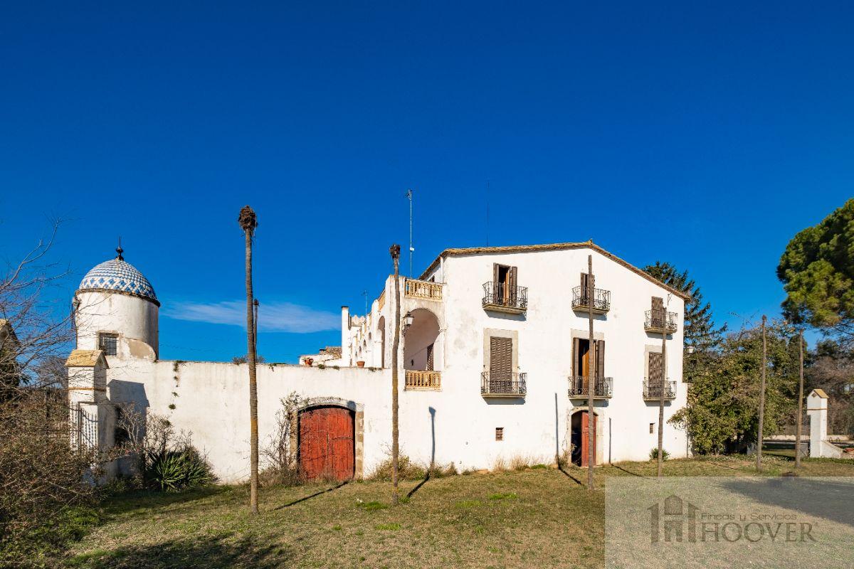 For sale of masia in Rupià