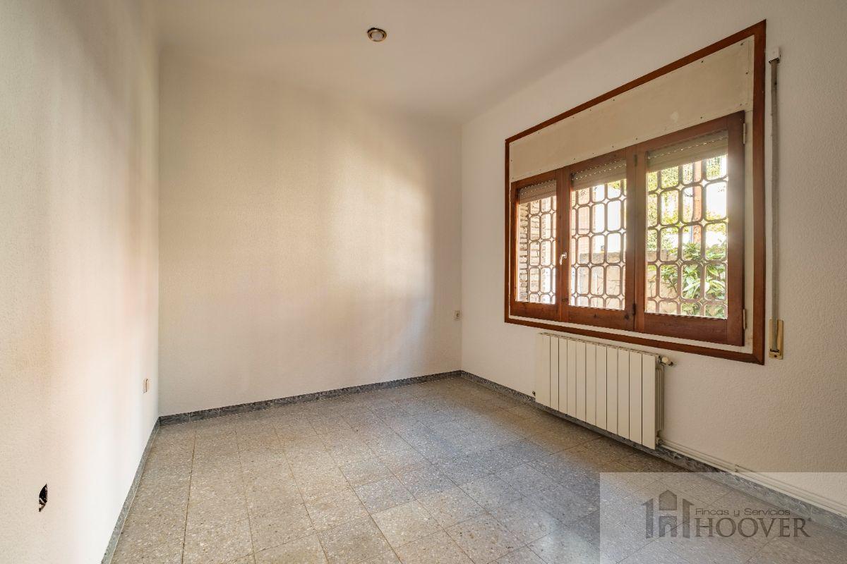 For sale of house in Barcelona
