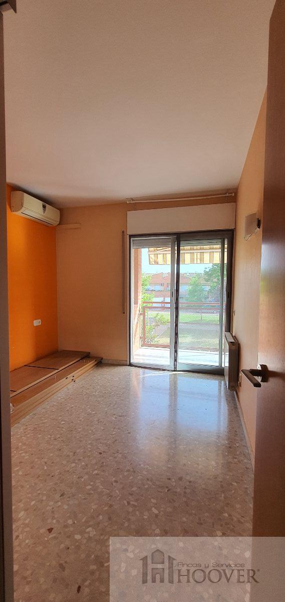 For sale of house in Mollet del Vallès