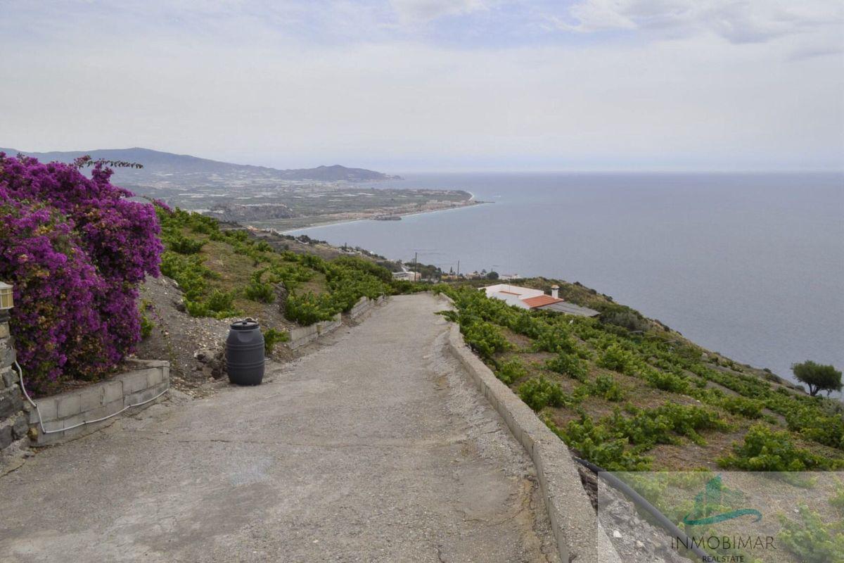 Venta de finca rústica en Salobreña