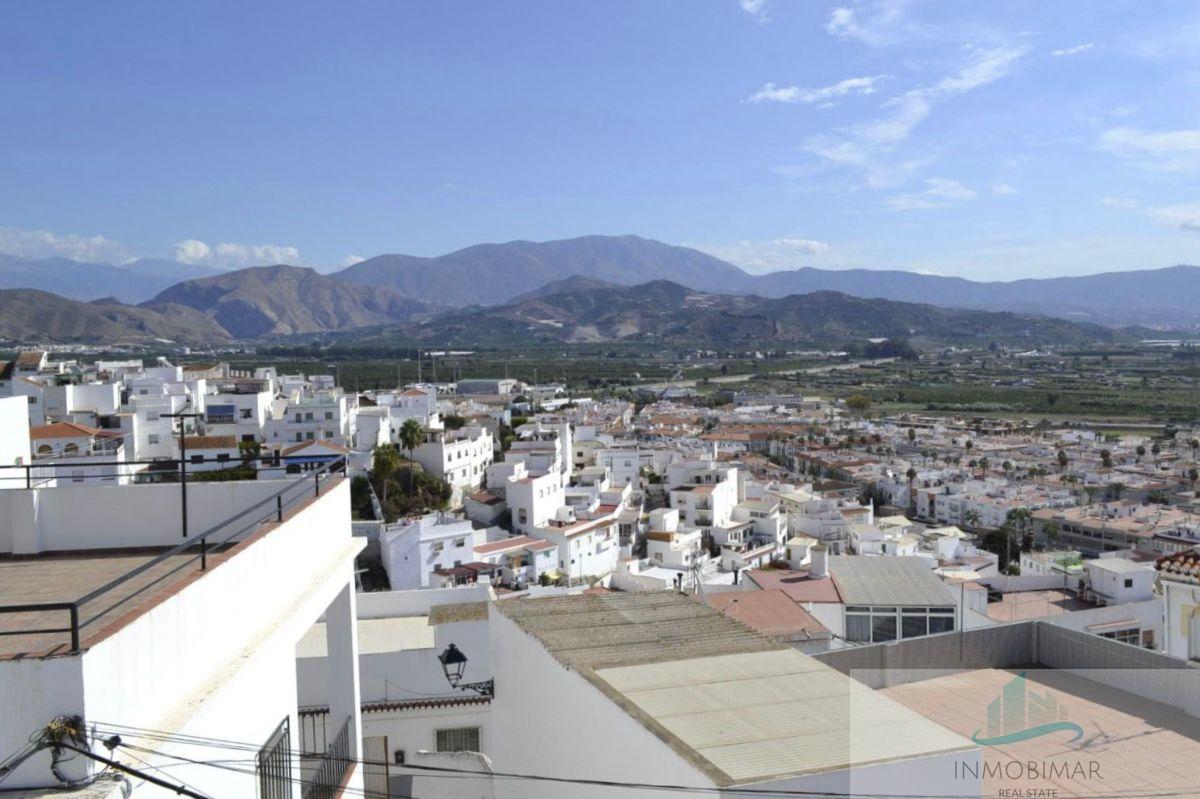 For sale of house in Salobreña