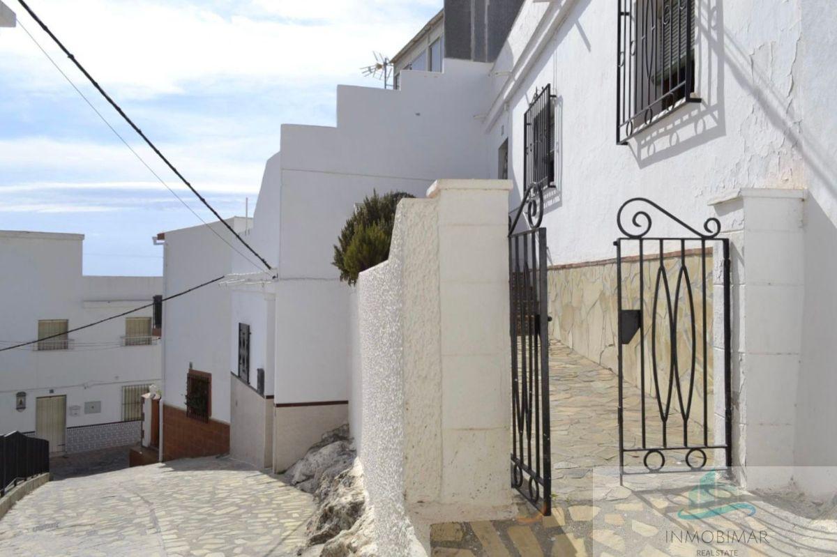 For sale of house in Salobreña