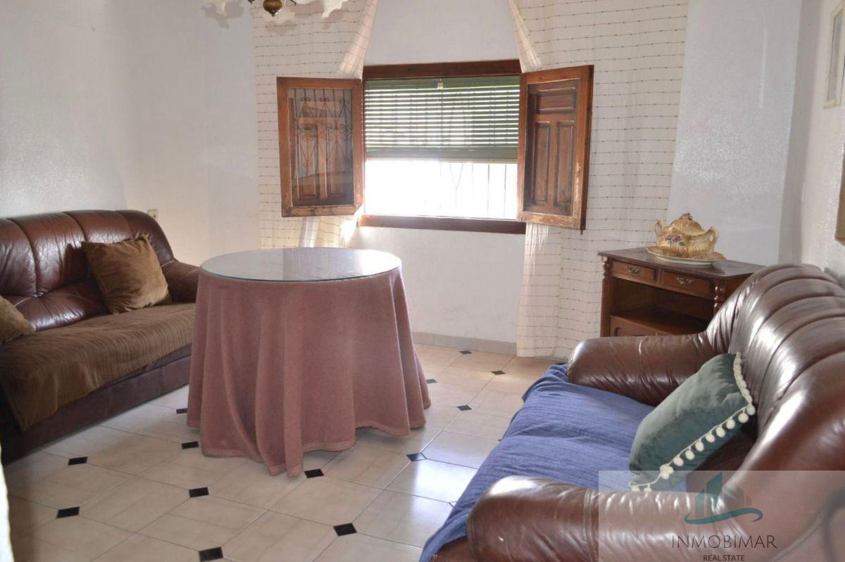 For sale of house in Salobreña