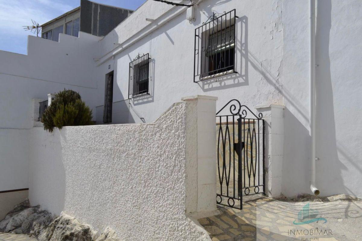 For sale of house in Salobreña