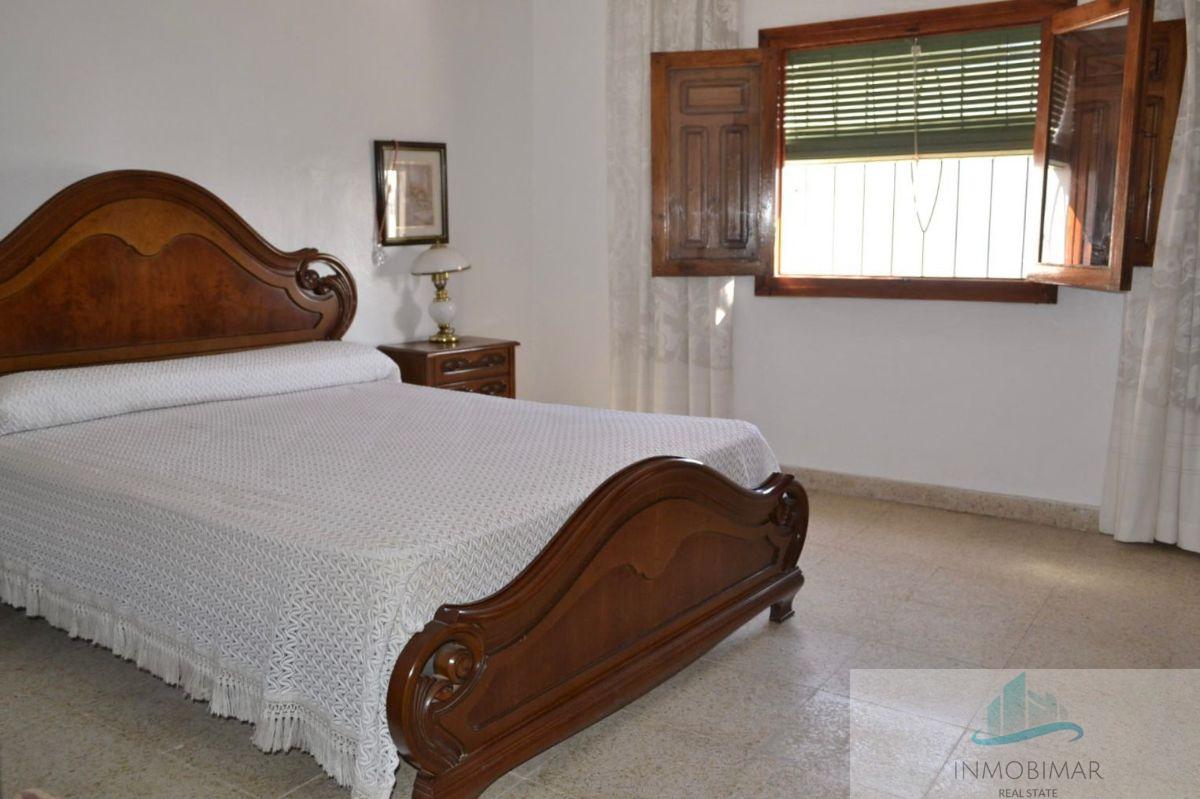 For sale of house in Salobreña