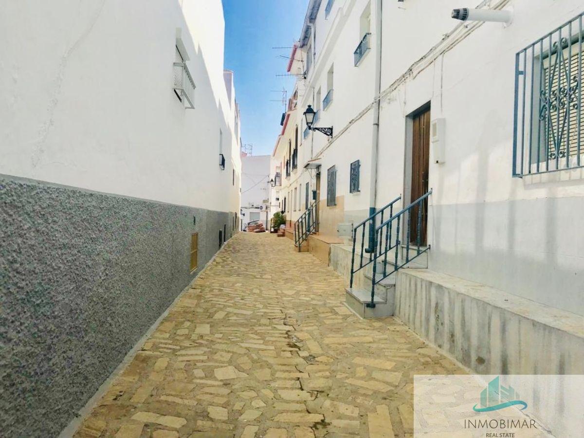 For sale of house in Salobreña