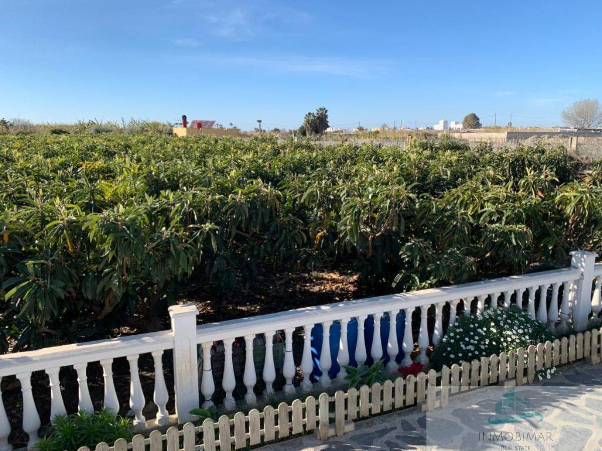 Venda de finca rústica a Salobreña