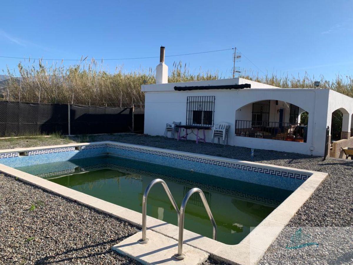 Venda de finca rústica a Salobreña