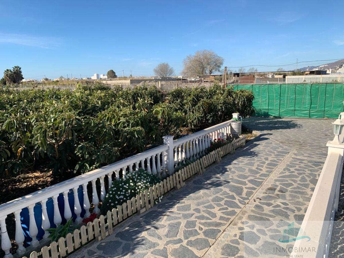 Venda de finca rústica a Salobreña