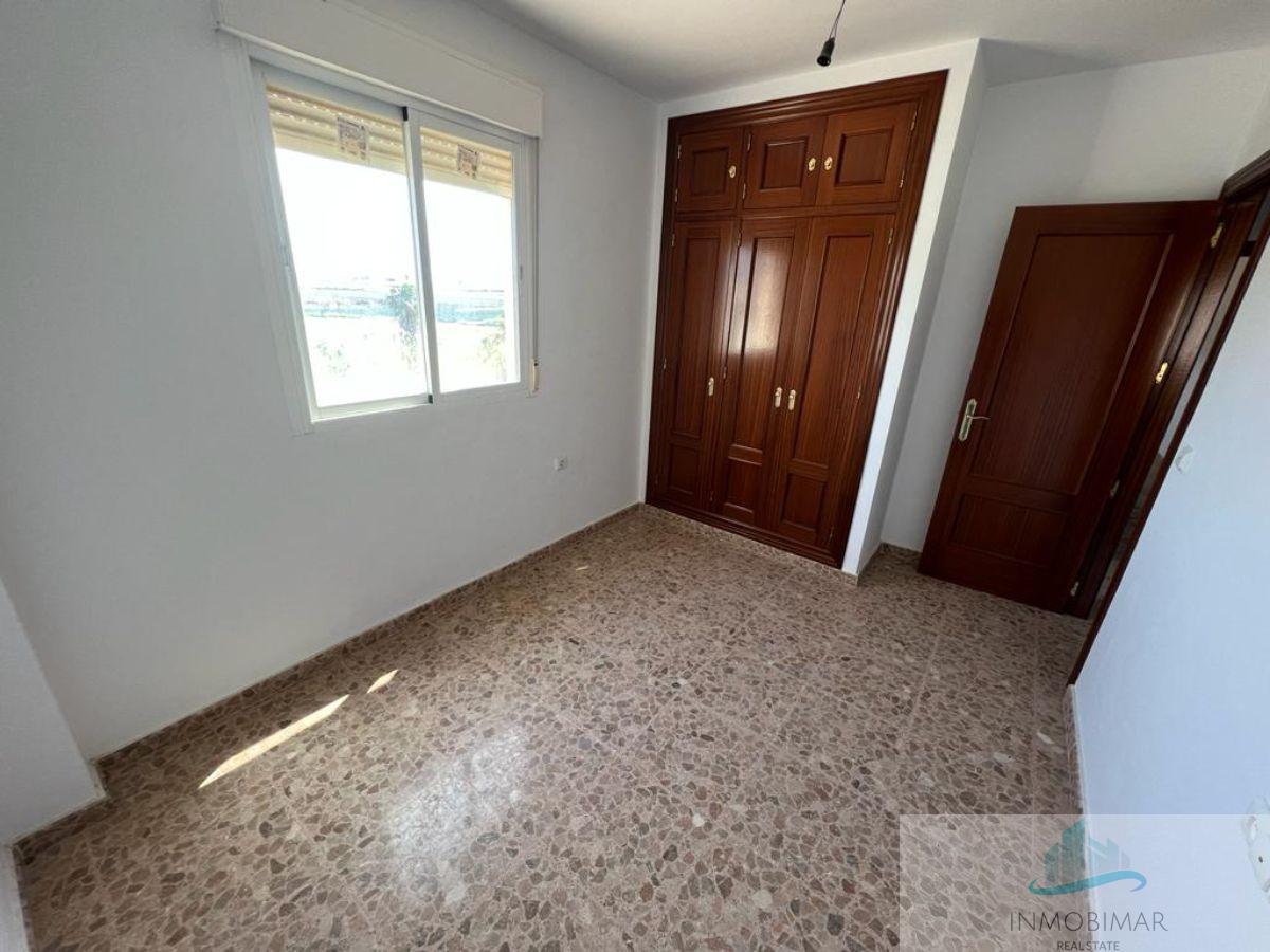 Venta de piso en Salobreña