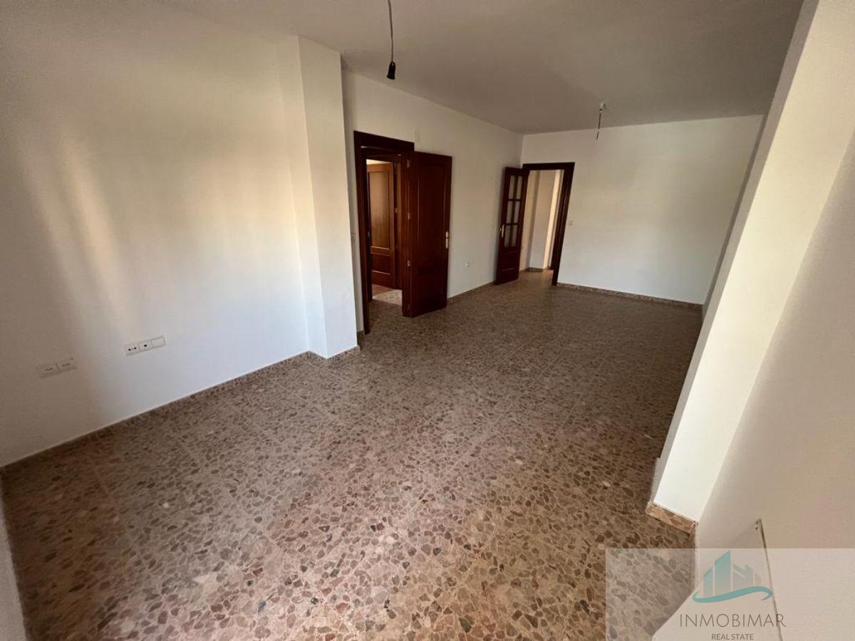 For sale of flat in Salobreña