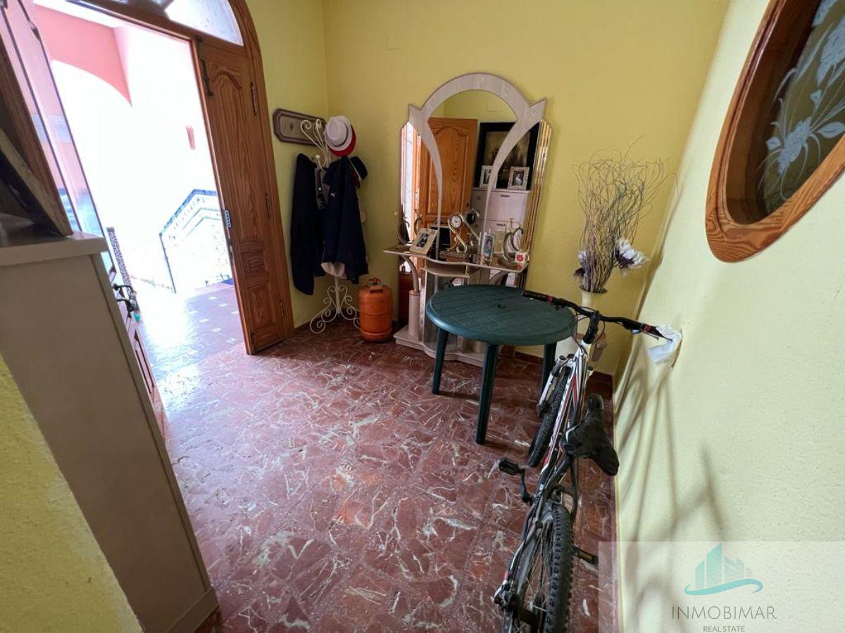 Venta de casa en Salobreña