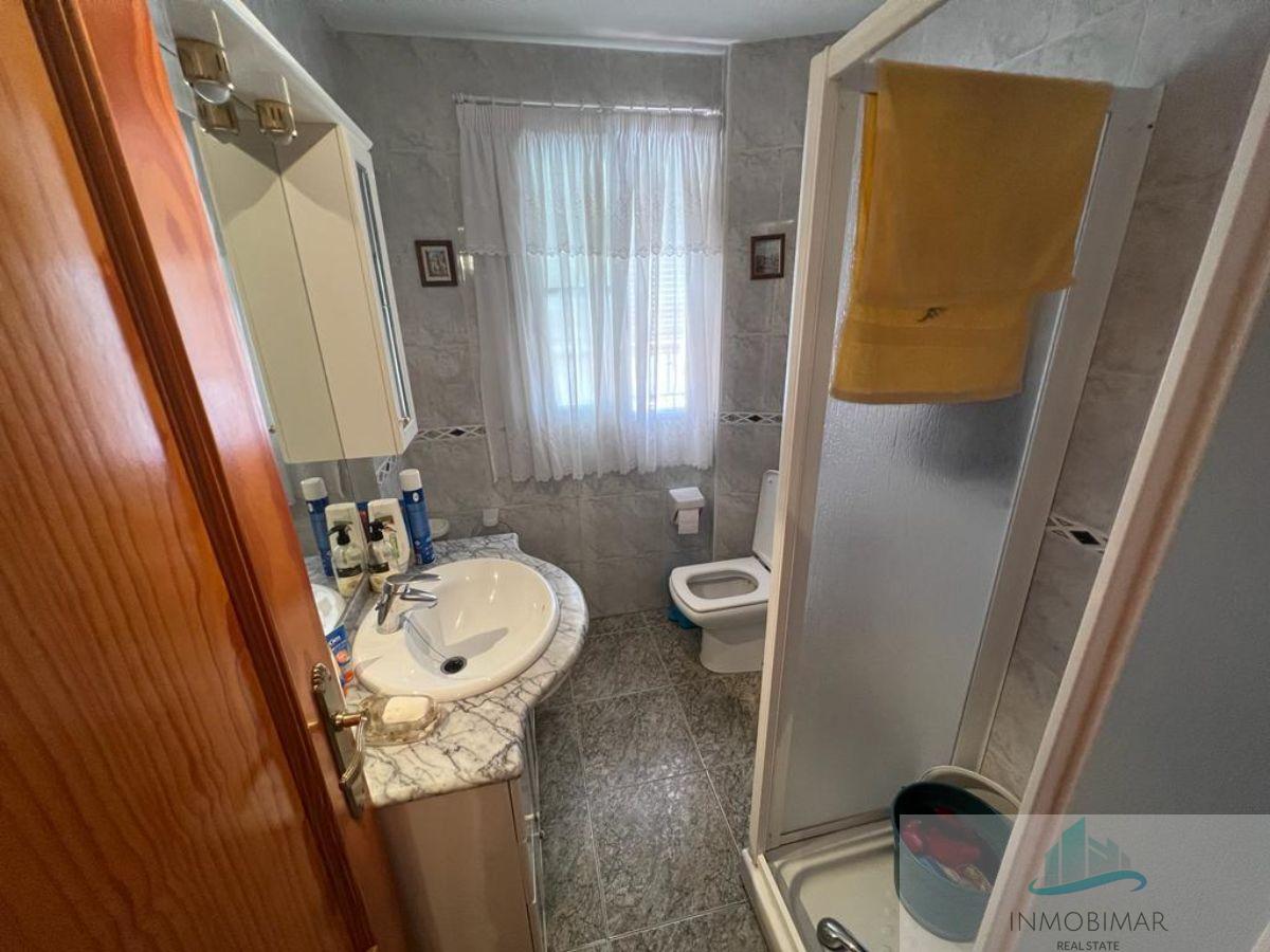 For sale of flat in Salobreña