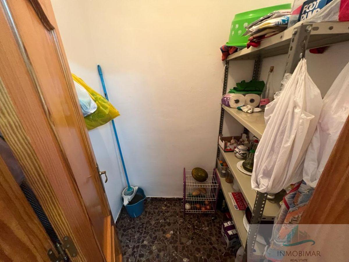 For sale of flat in Salobreña