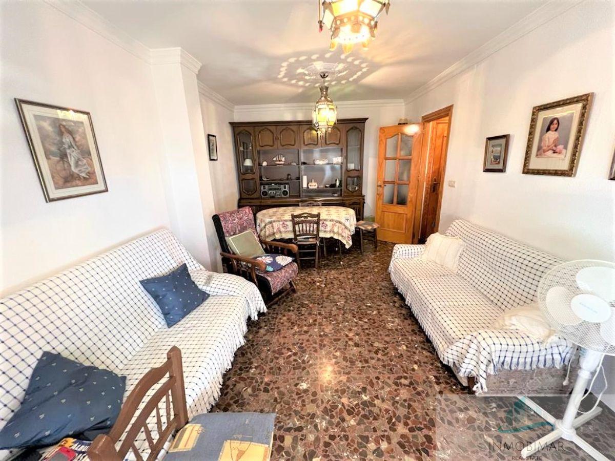 For sale of flat in Salobreña