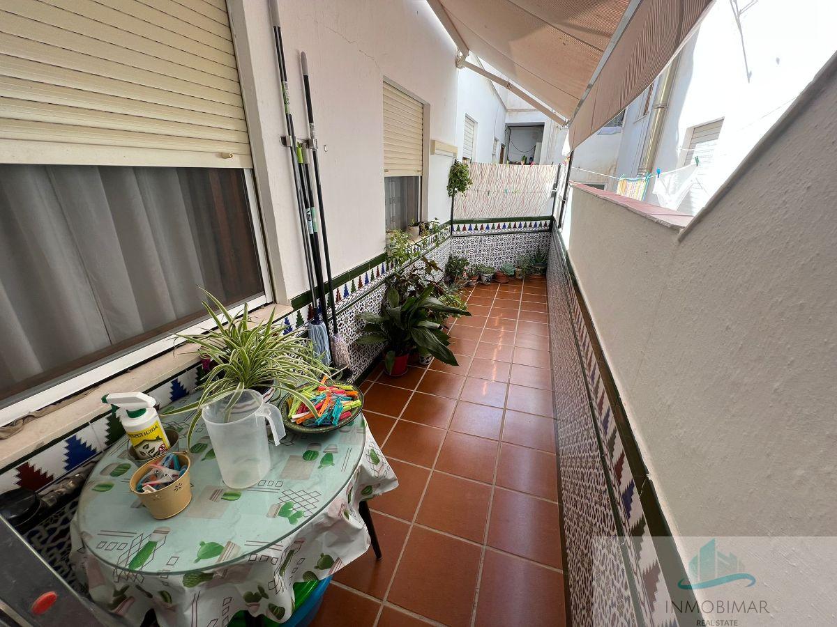 For sale of flat in Salobreña