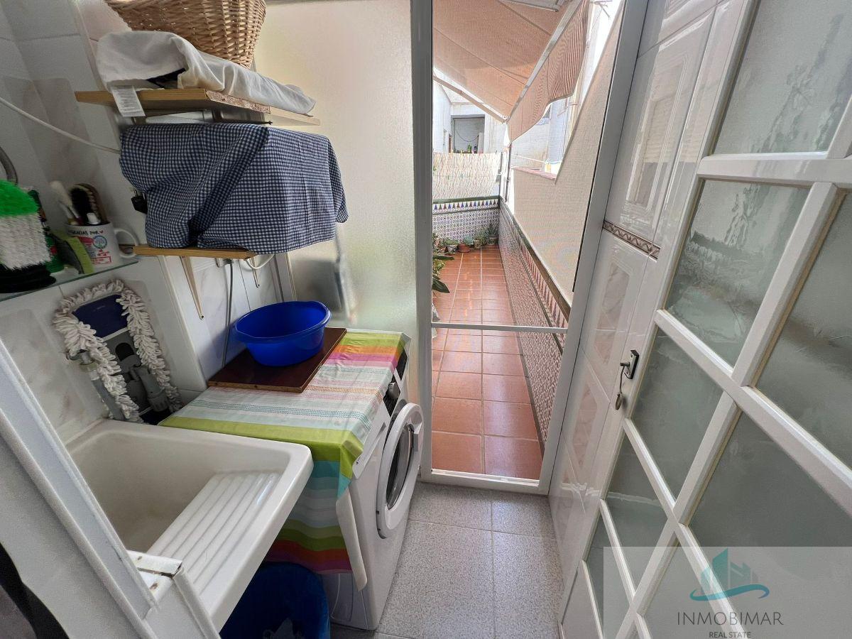 For sale of flat in Salobreña