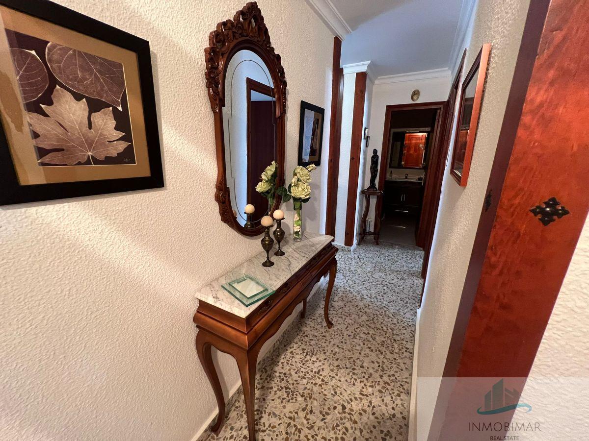 For sale of flat in Salobreña