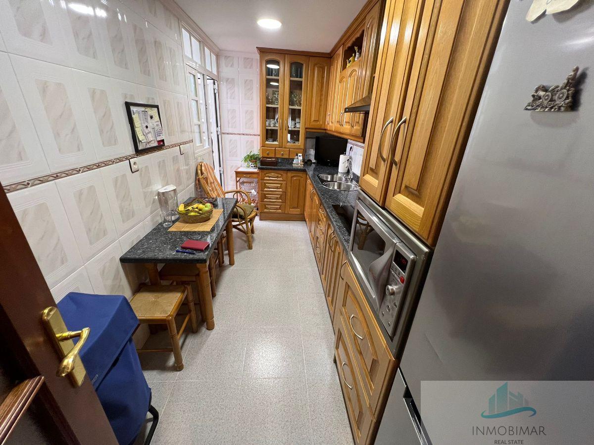 For sale of flat in Salobreña