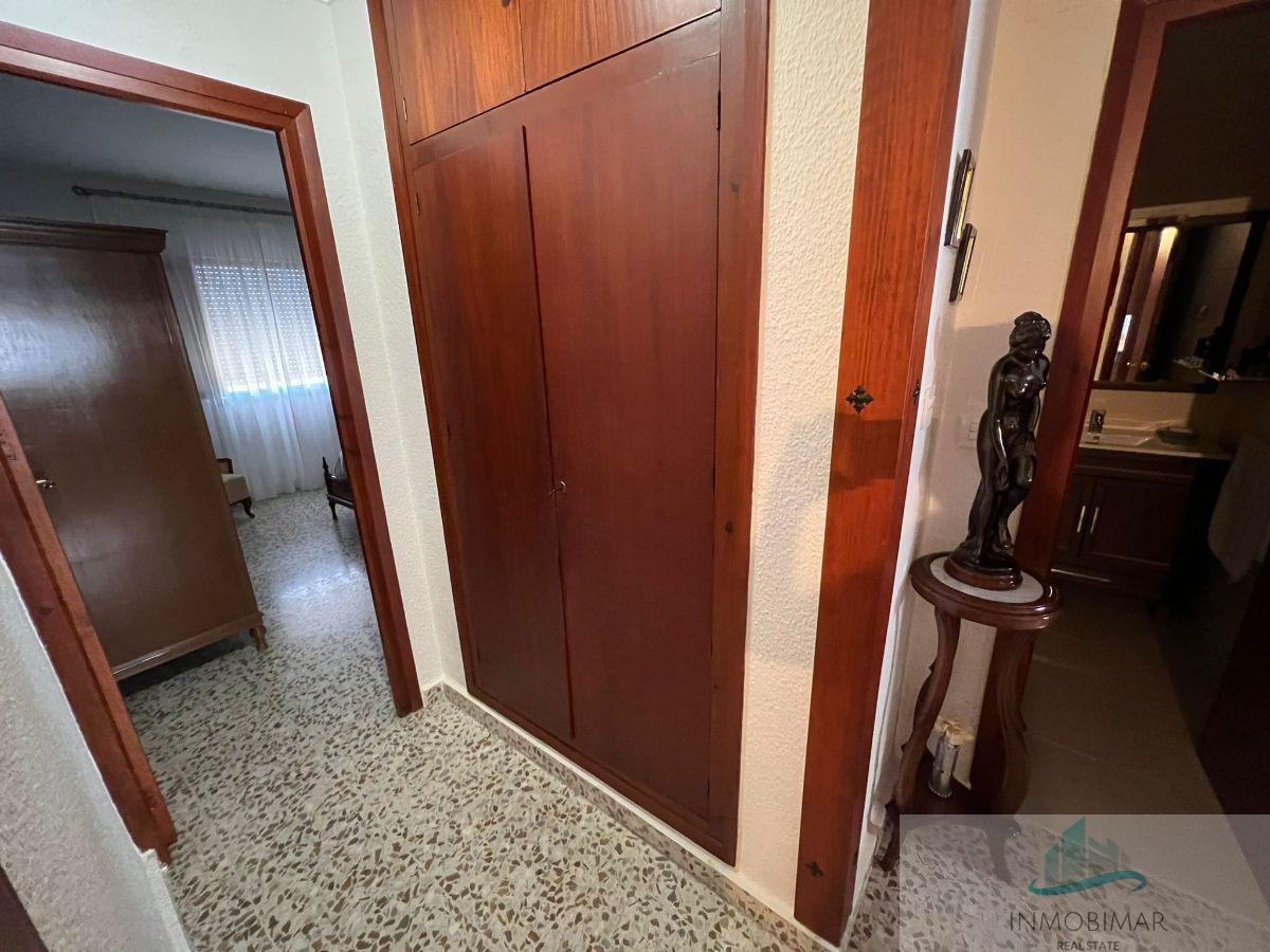 For sale of flat in Salobreña
