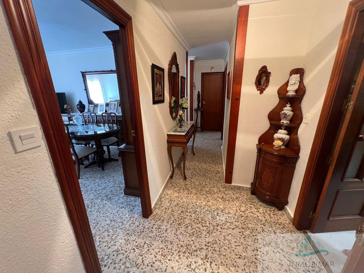 For sale of flat in Salobreña