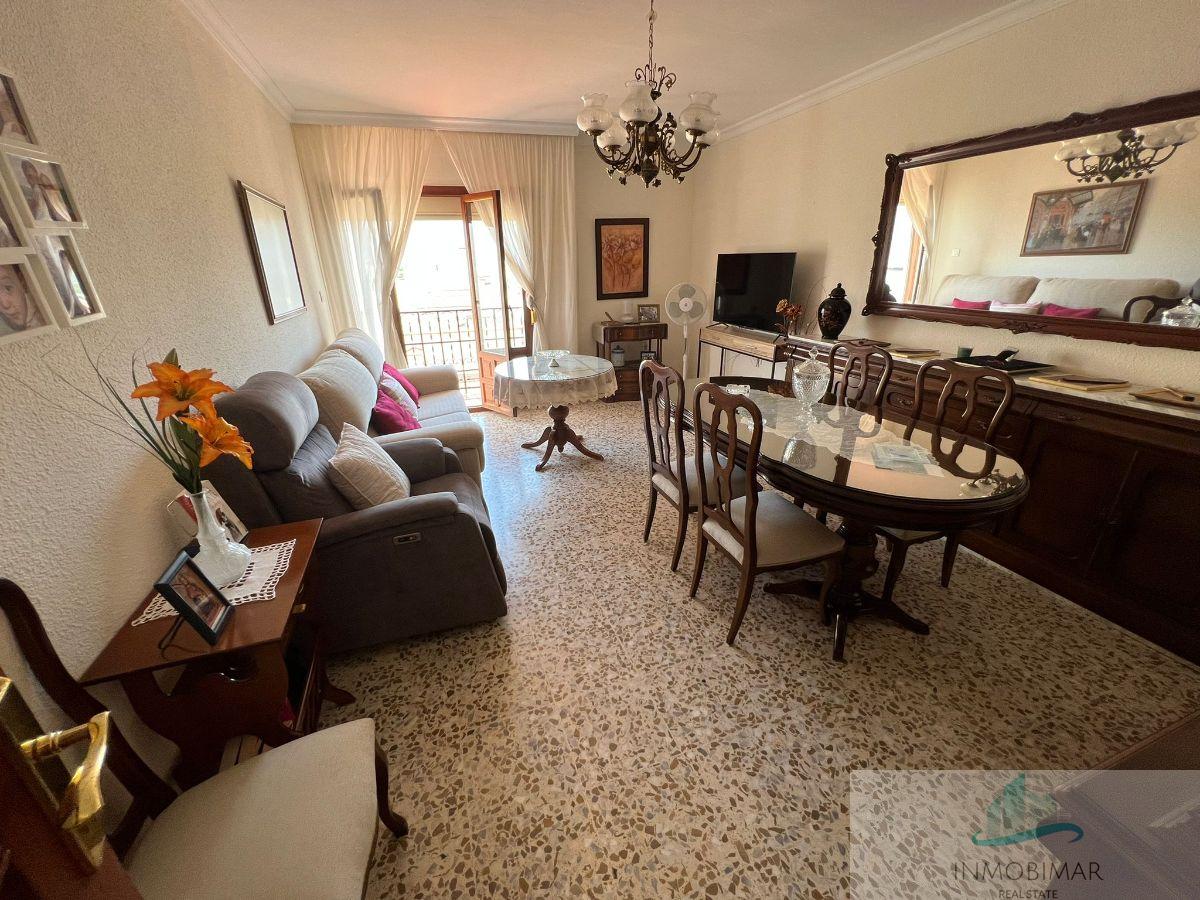 For sale of flat in Salobreña