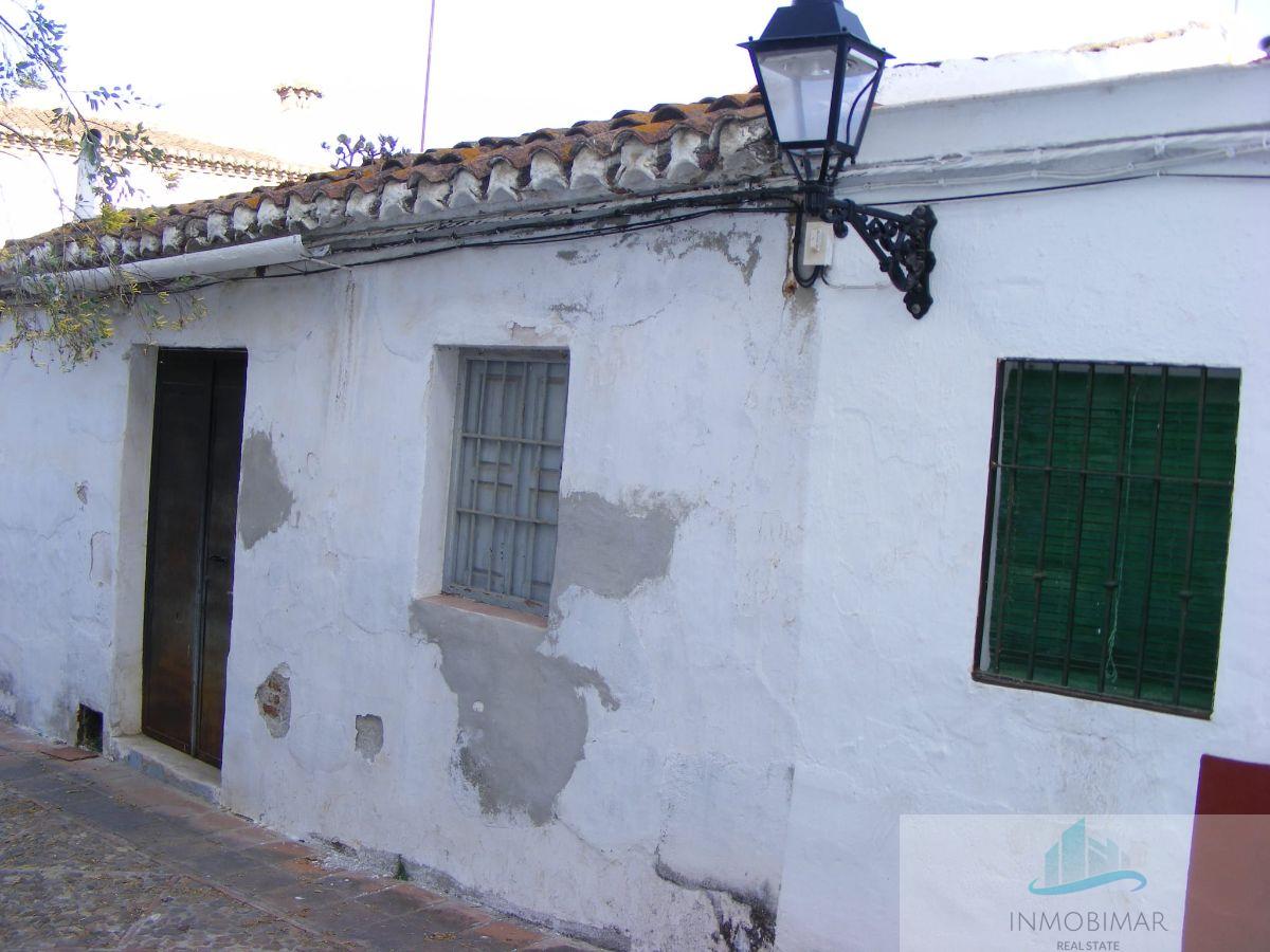 For sale of house in Salobreña