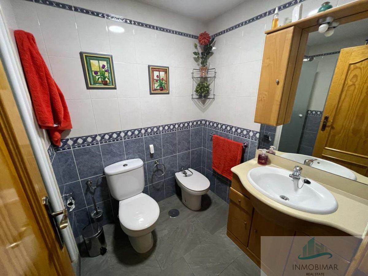 For sale of flat in Salobreña