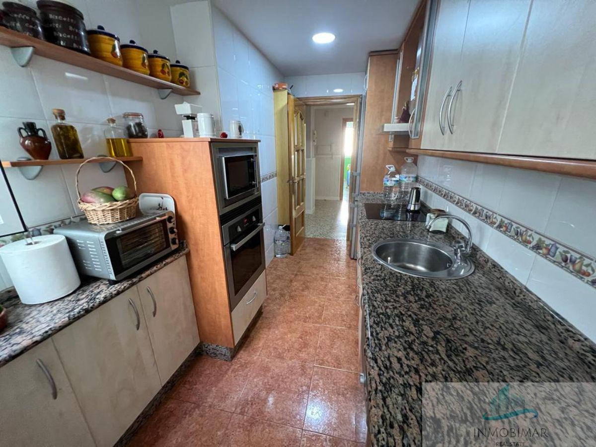 For sale of flat in Salobreña