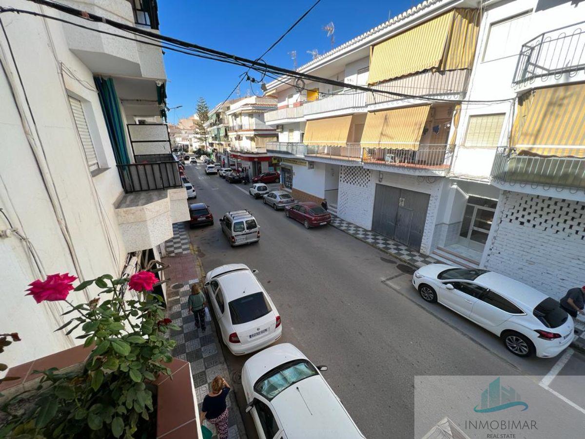For sale of flat in Salobreña