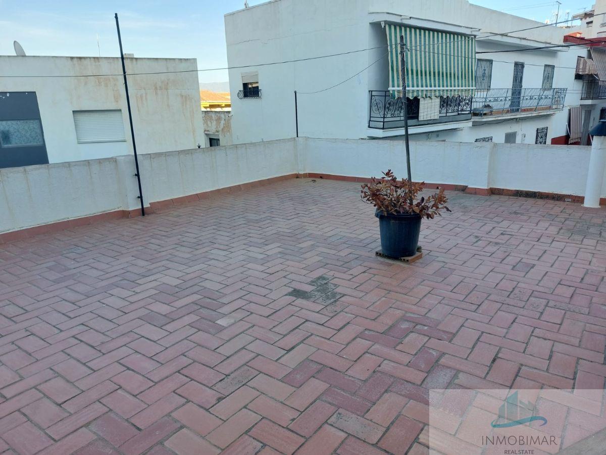 For sale of house in Salobreña