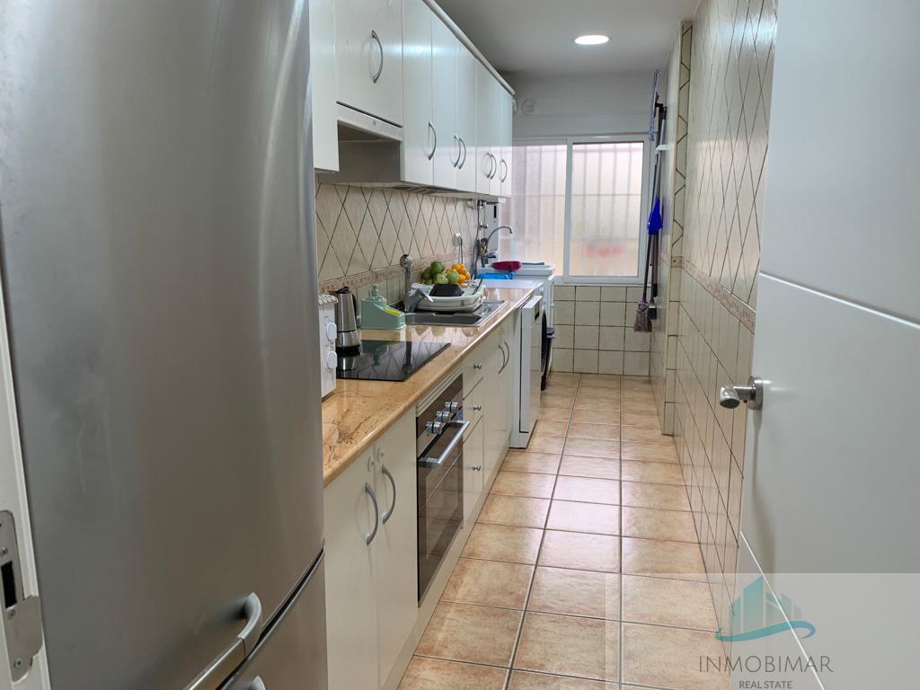 For sale of flat in Motril