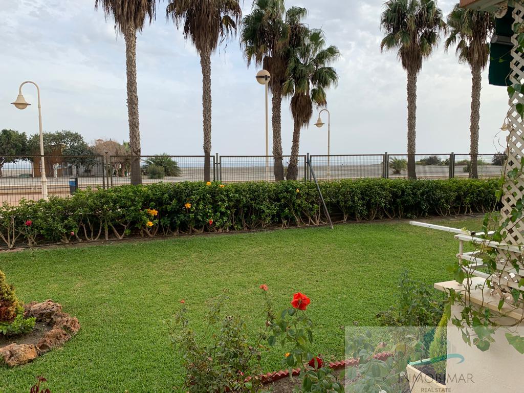 For sale of flat in Motril