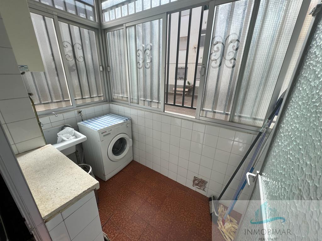 Til salg fra etage i Salobreña