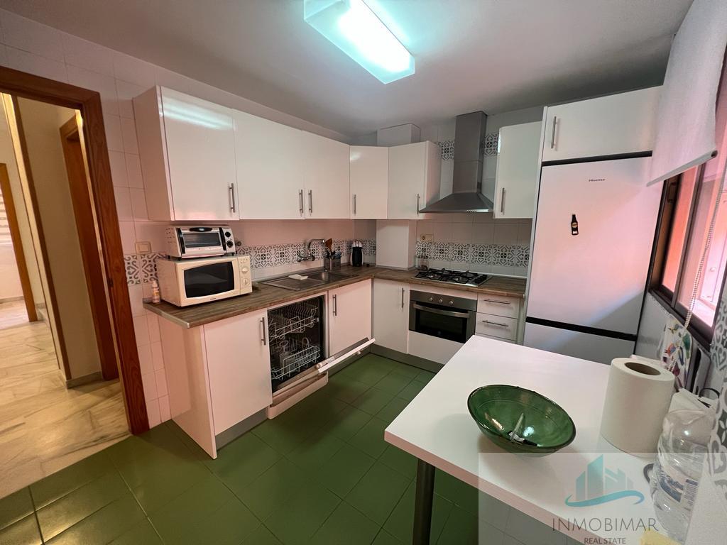 For sale of house in Salobreña