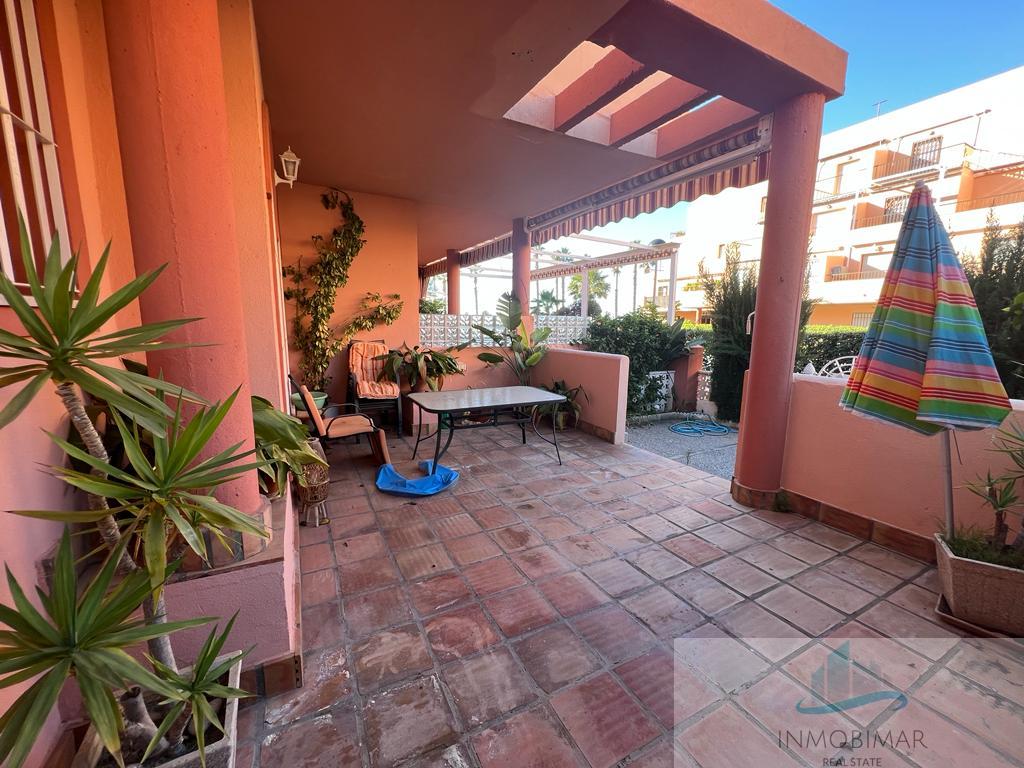 For sale of house in Salobreña