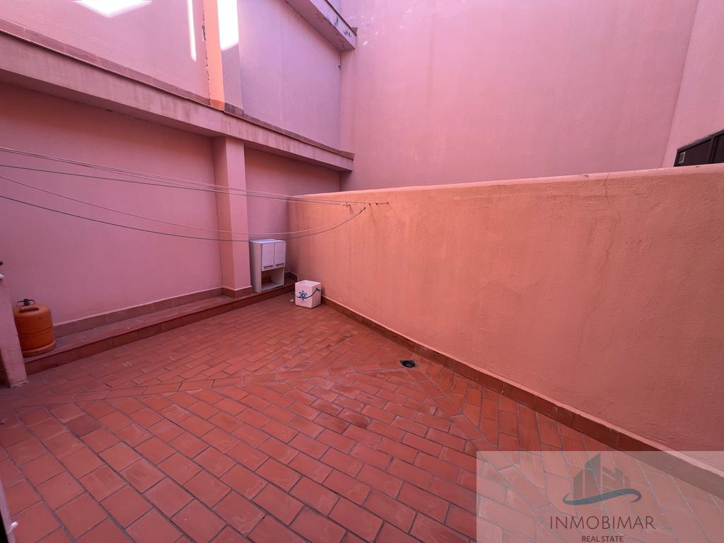 For sale of house in Salobreña